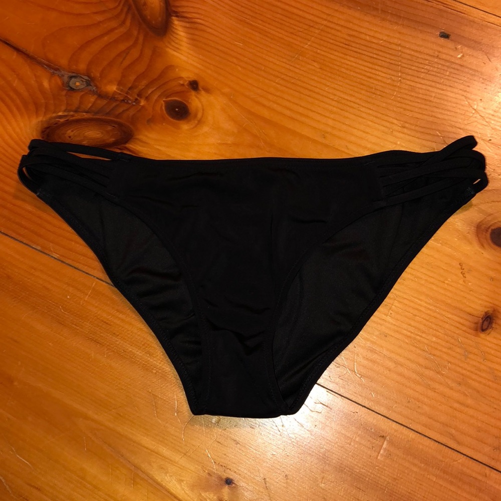 Shade & Shore side detail bikini bottoms (M)